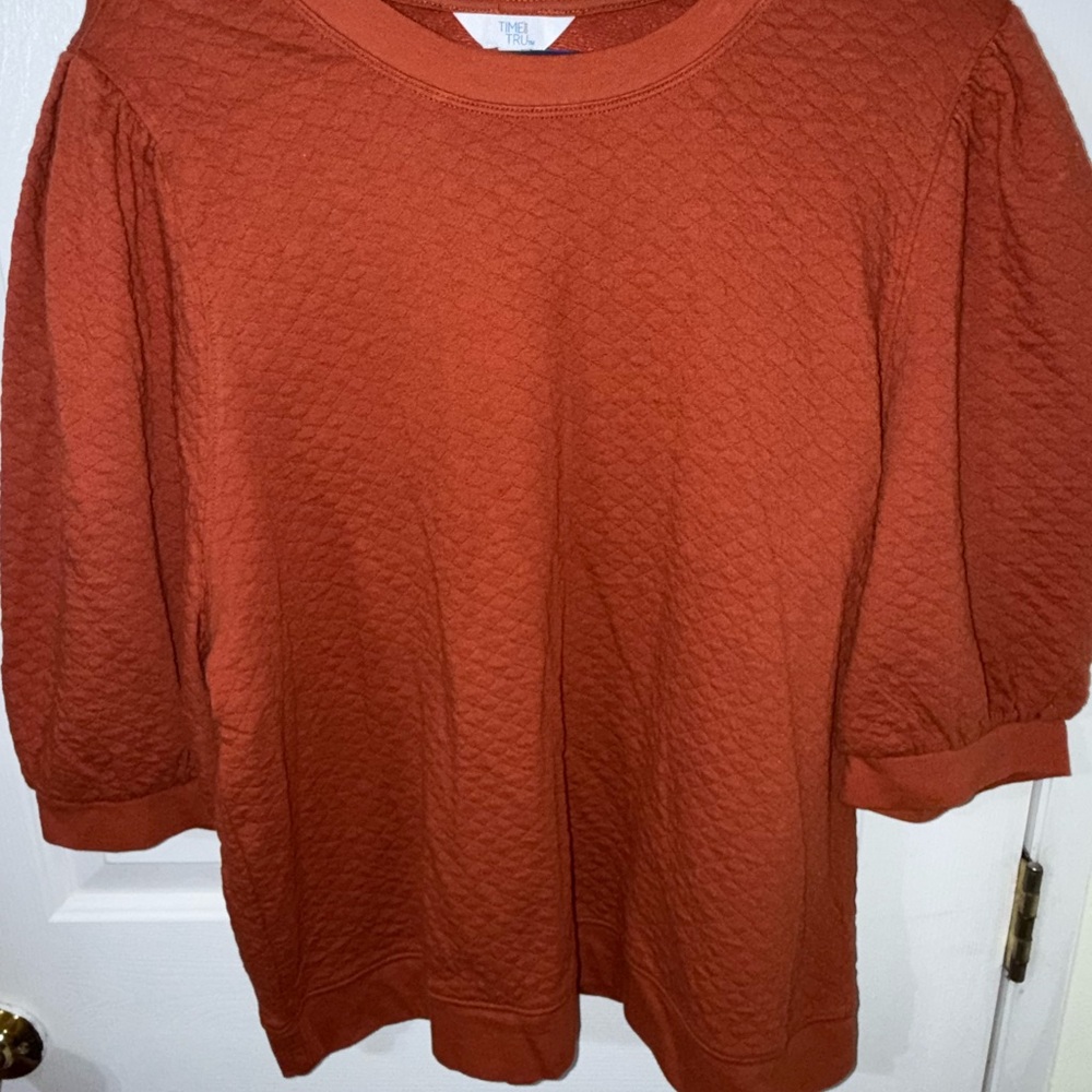 Time and Tru Rust Quilted Puff-Sleeve Sweatshirt